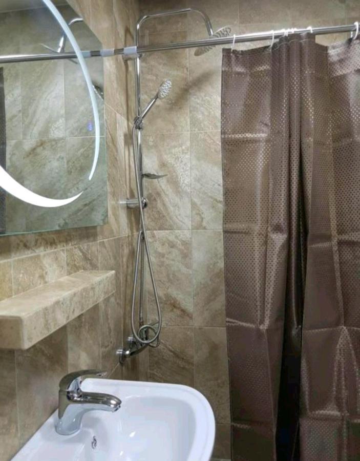 Guest House 15A คูทายสิ ภายนอก รูปภาพ